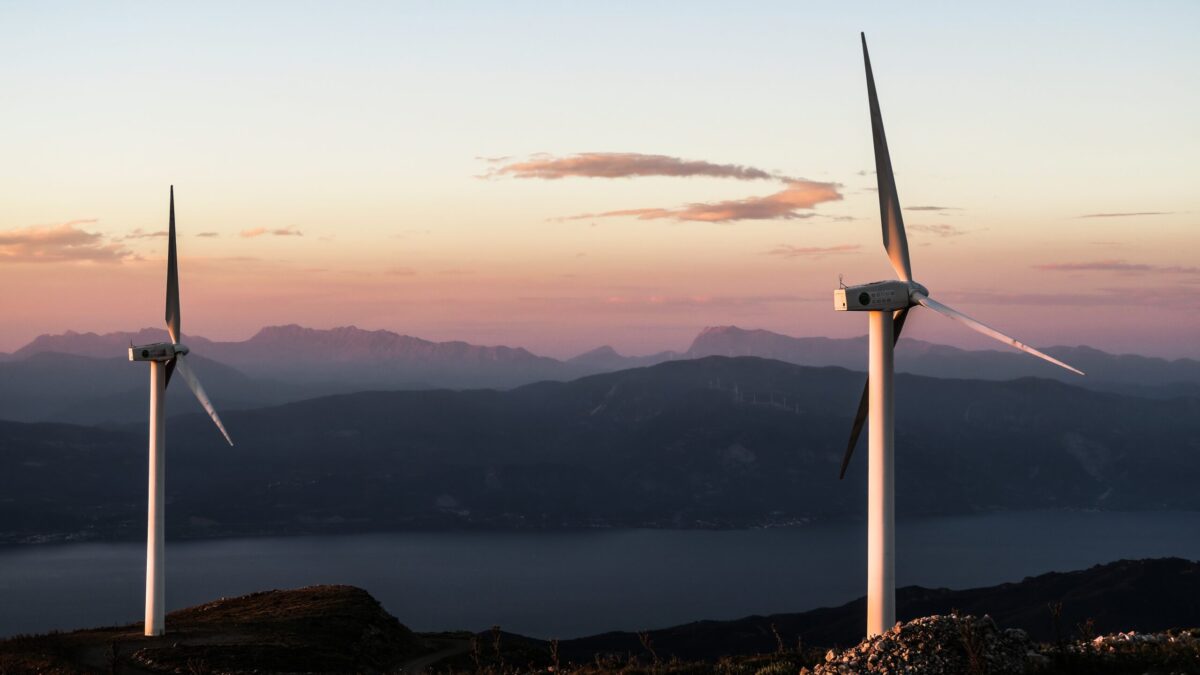 Climate law that offers bushels of carrots, few sticks and a lot of promise 