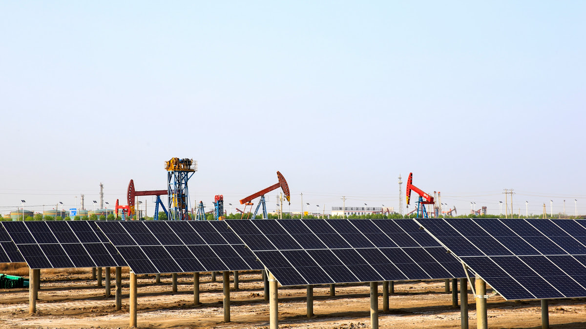 US’s Petrostate versus China’s Electrostate