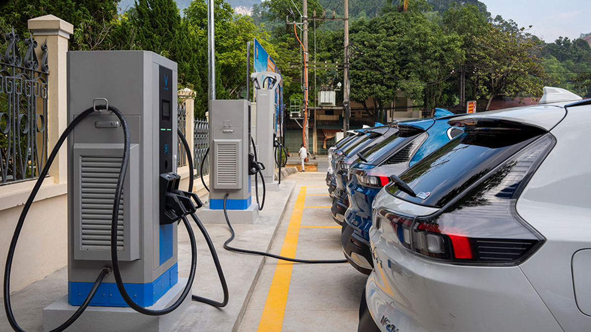 Asia climate deals: Vietnam EV snubs USA for $2 billion EV plant